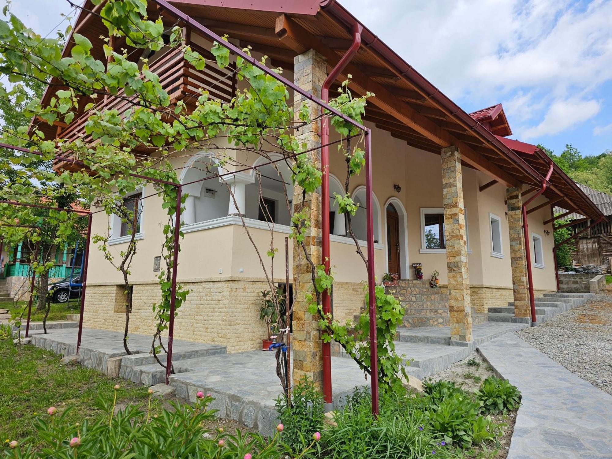 Casa Hera Călimăneşti Eksteriør billede