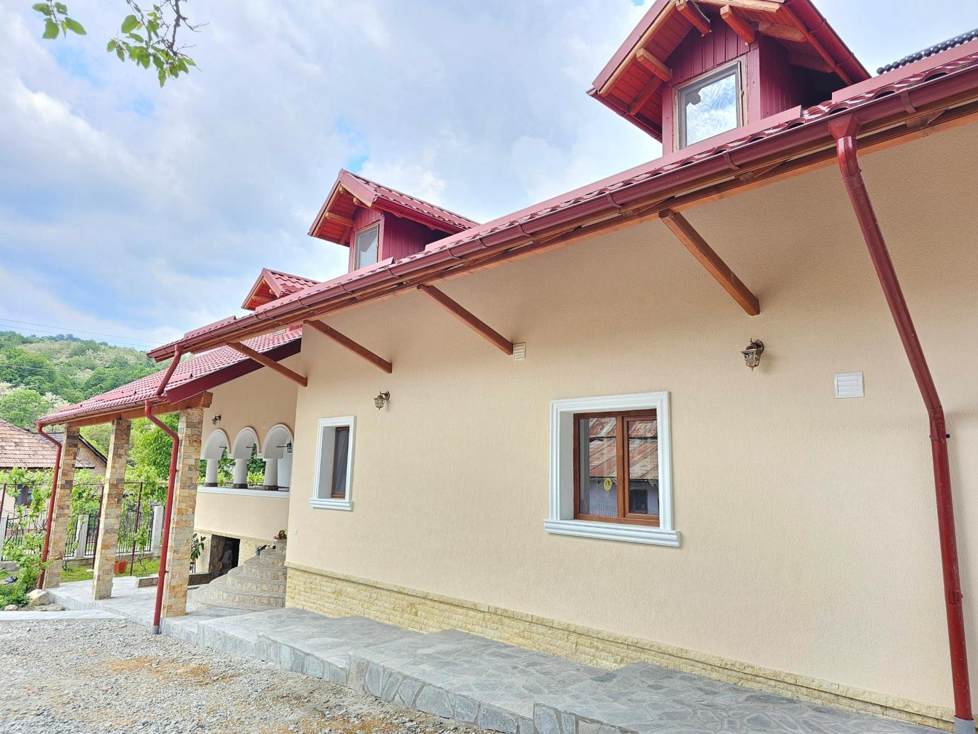 Casa Hera Călimăneşti Eksteriør billede
